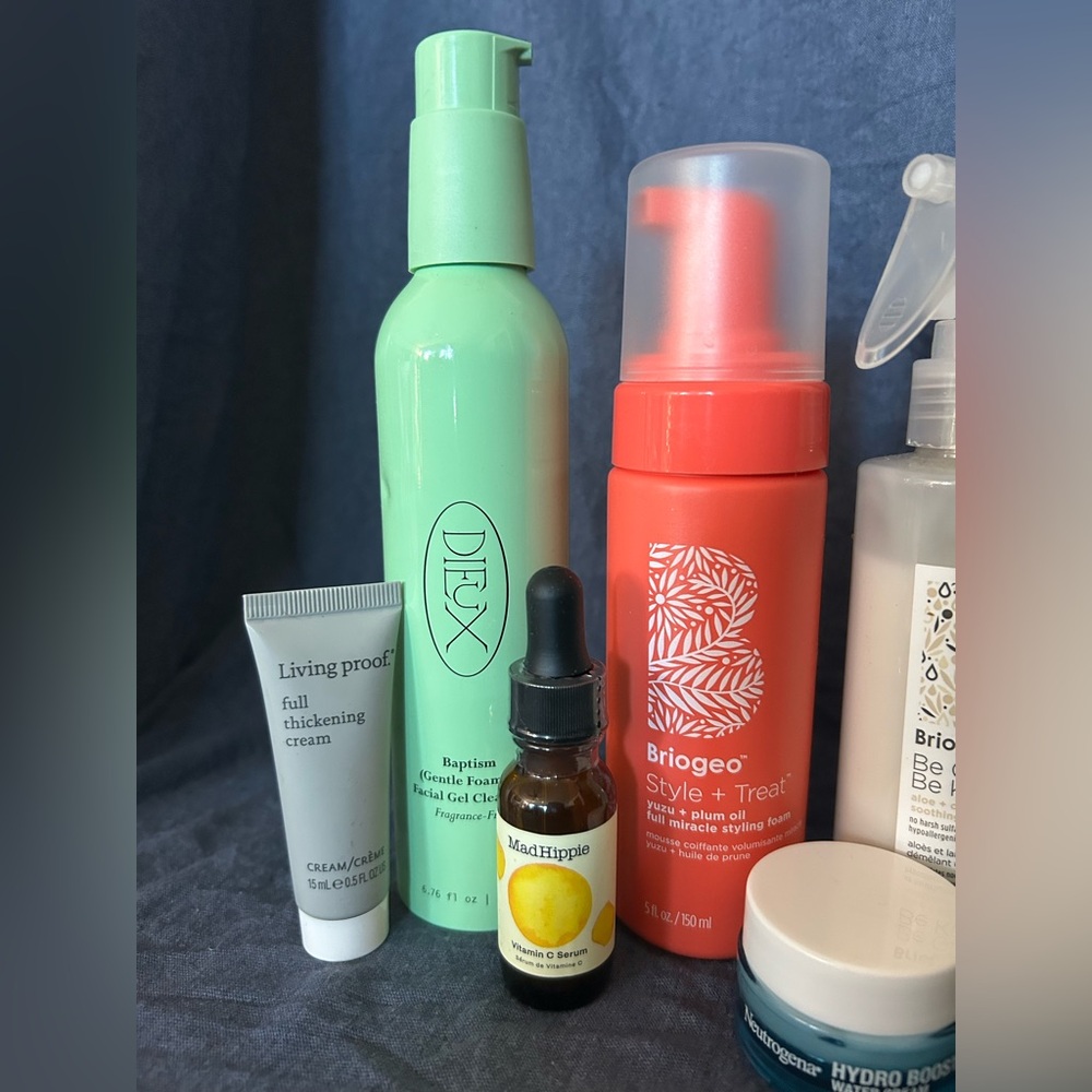 8 item bundle featuring Briogeo dieux mad hippie living proof Vichy Neutrogena - Picture 4 of 4